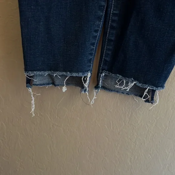 Joe’s Jeans Womens cut 15357 preowned distressed raw hems size W 28 - Picture 5 of 12